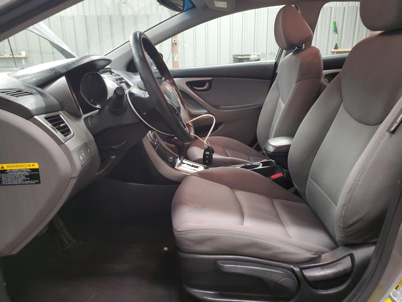 2012 Hyundai Elantra - Image 7