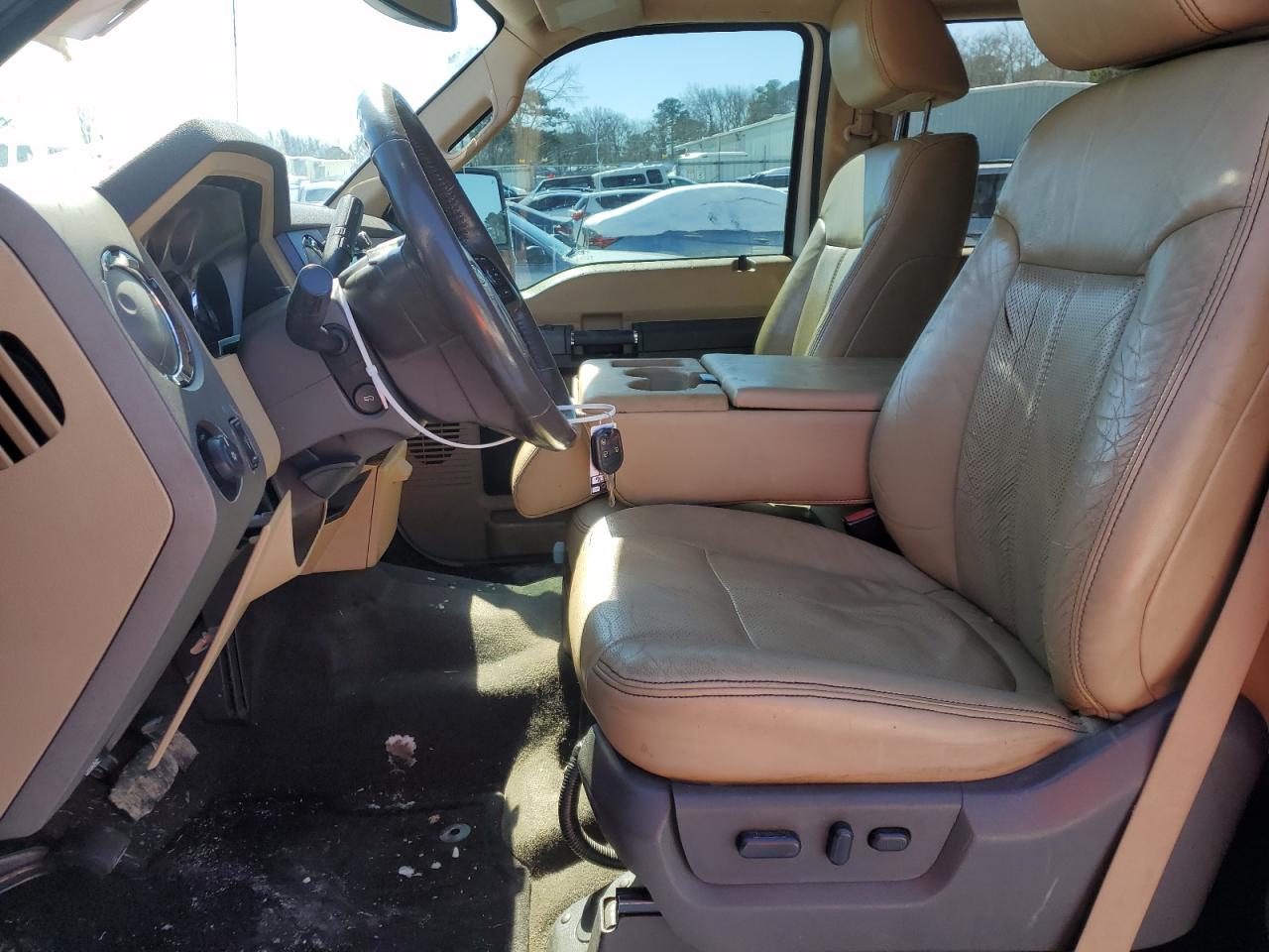 2011 Ford F250 - Image 7