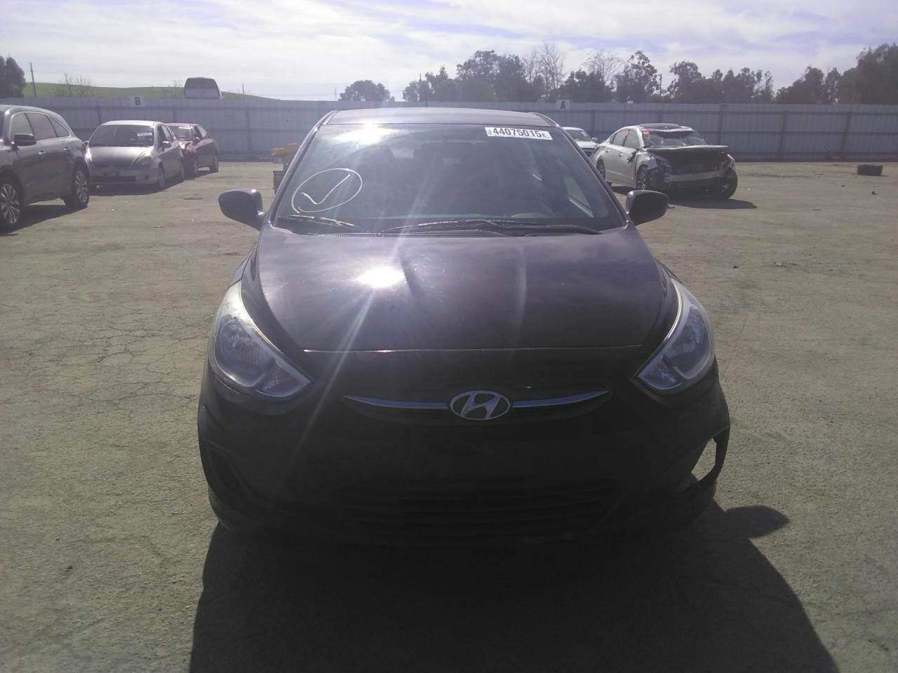 2016 Hyundai Accent - Image 5