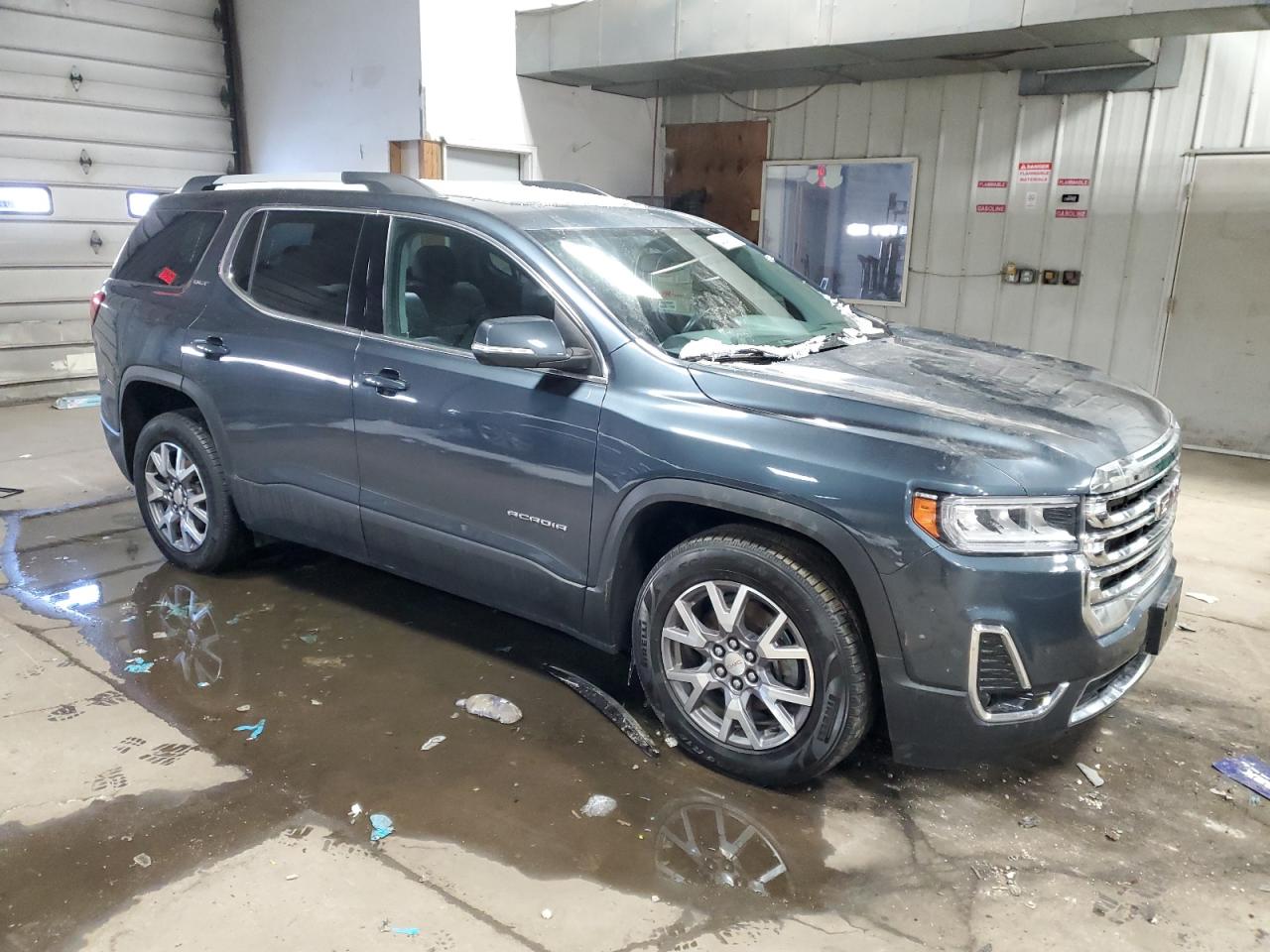 2020 GMC Acadia - Image 4