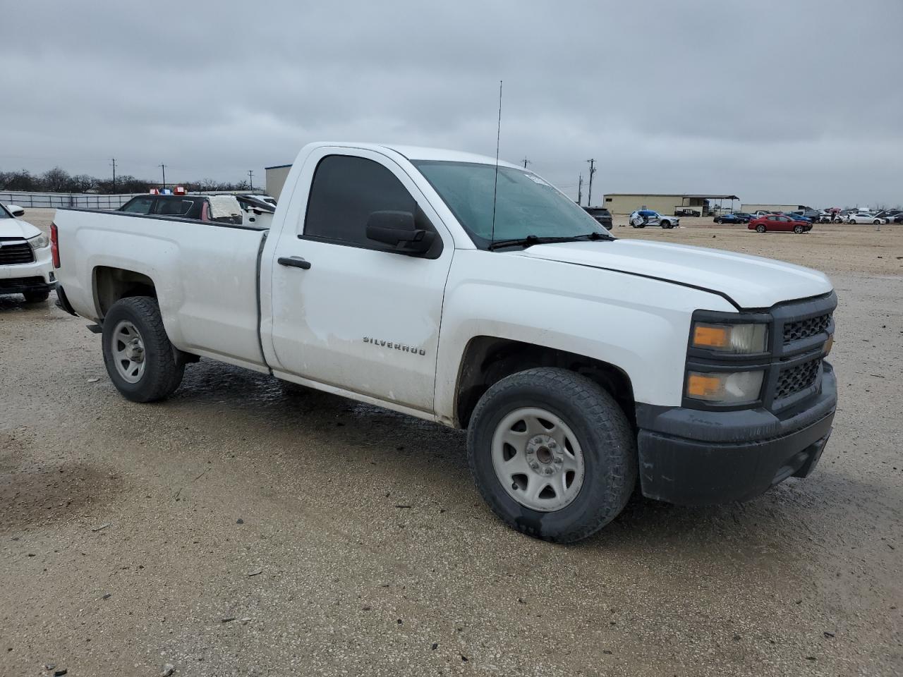 2015 Chevrolet Silverado - Image 4