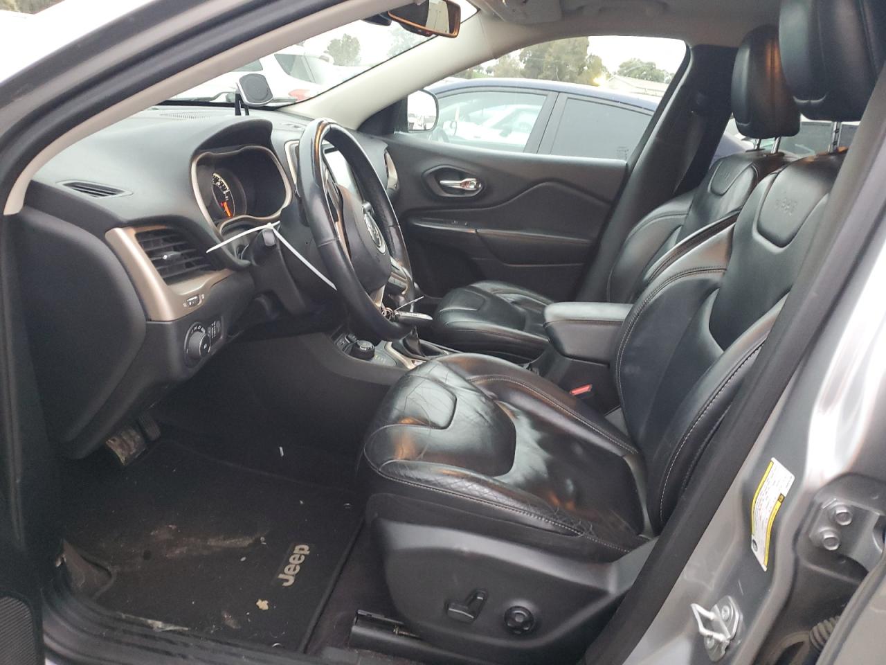 2017 Jeep Grand Cherokee - Image 7