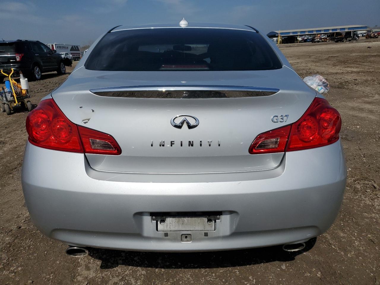 2009 Infiniti G - Image 6