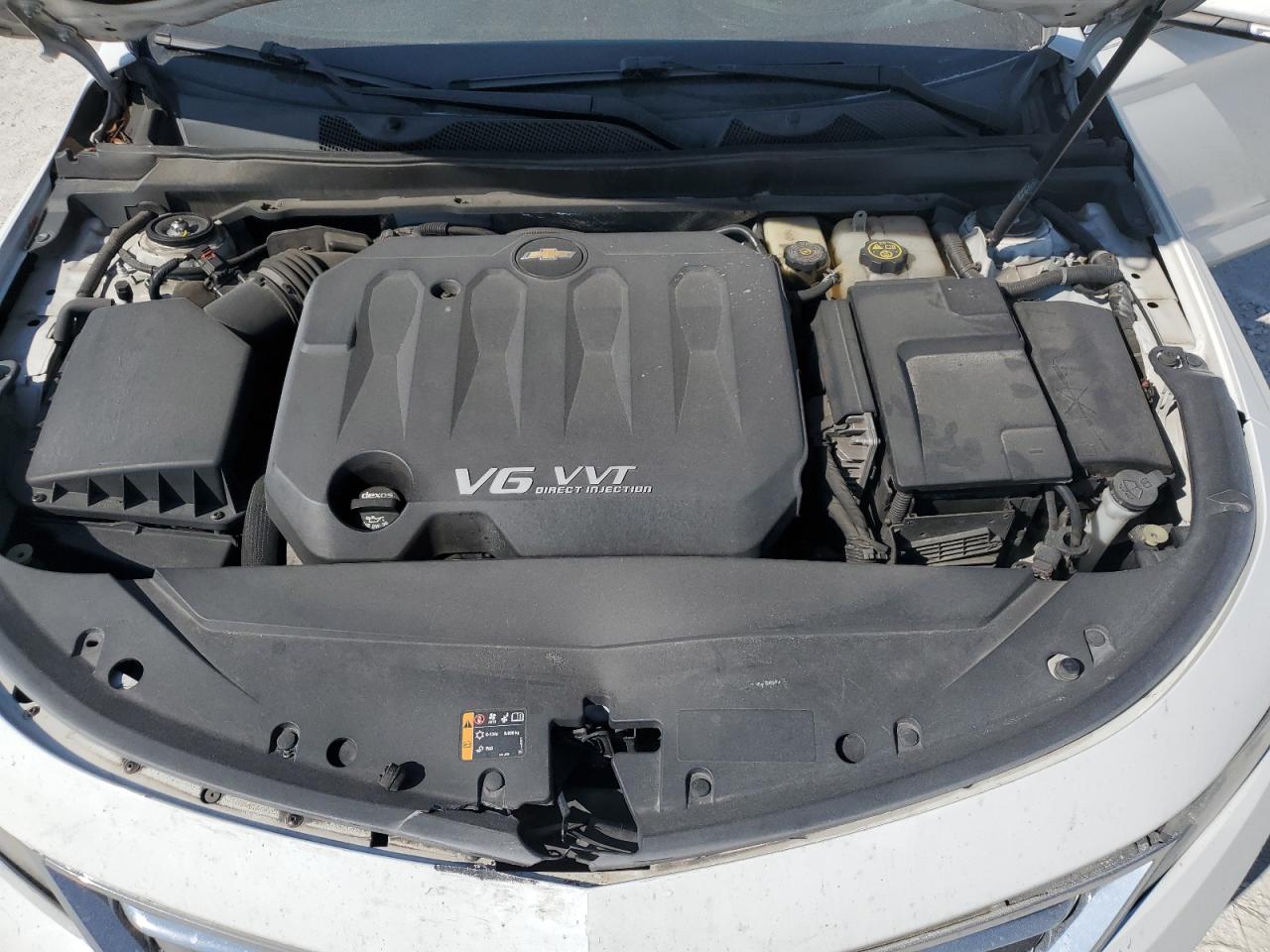 2016 Chevrolet Impala - Image 11