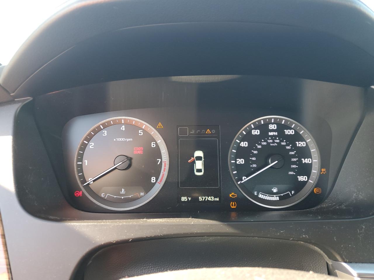 2015 Hyundai Sonata - Image 9