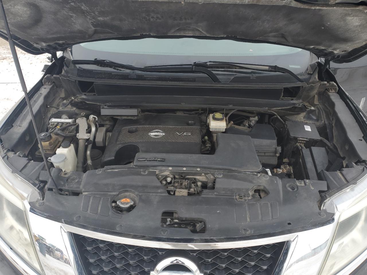 2013 Nissan Pathfinder - Image 12