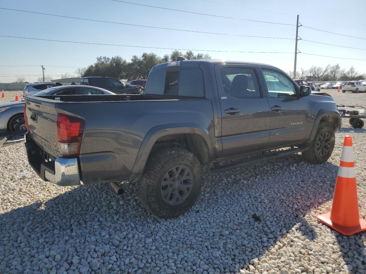 2020 Toyota Tacoma - Image 3