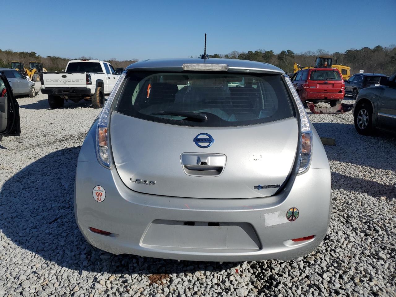 2015 Nissan Leaf - Image 6