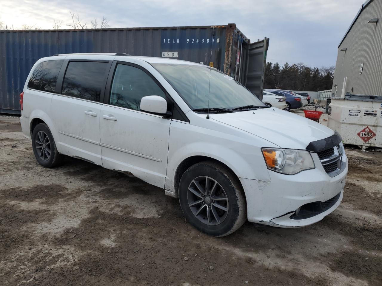 2017 Dodge Caravan - Image 4