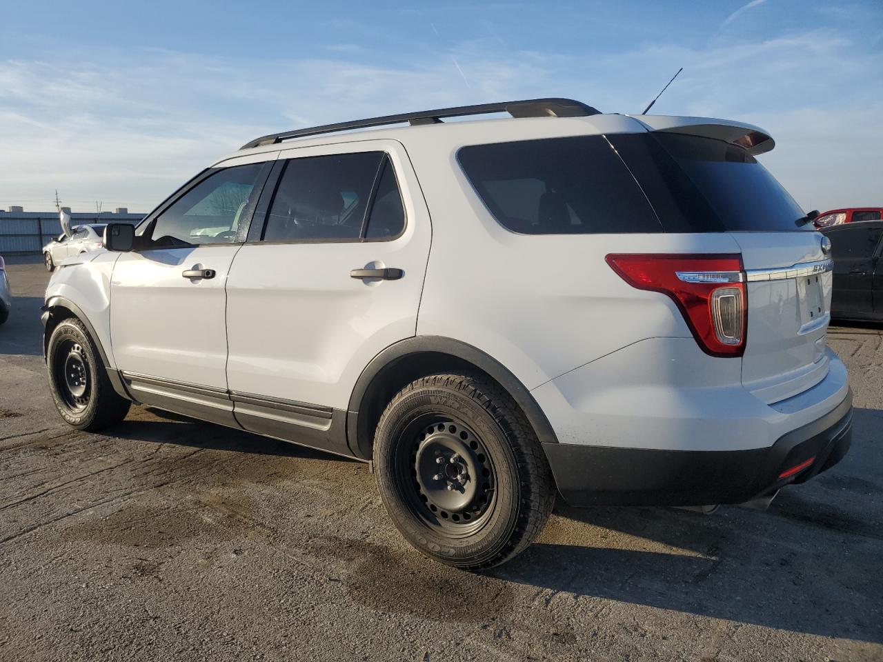2014 Ford Explorer - Image 2