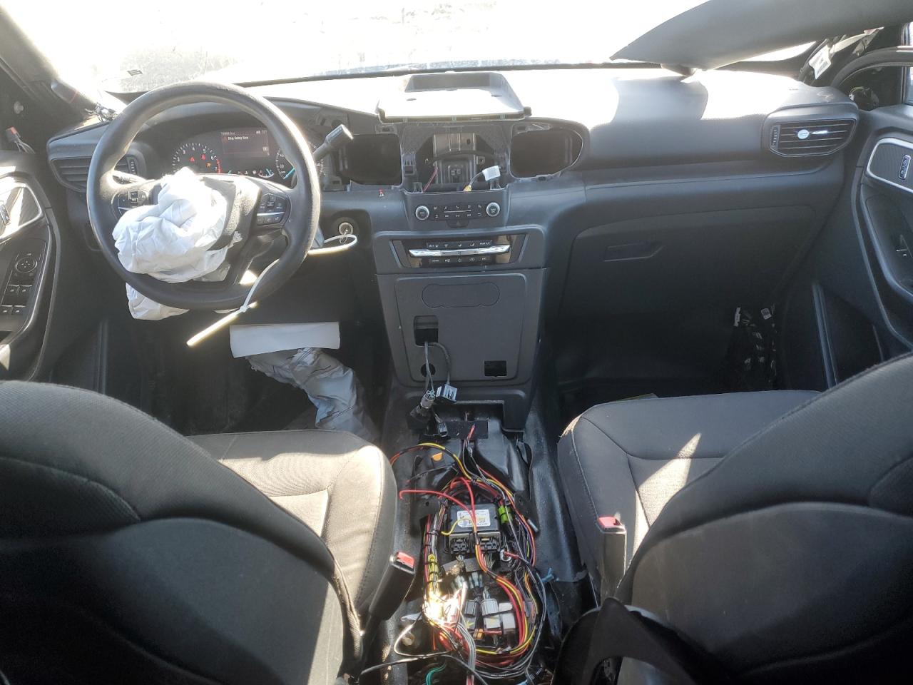 2020 Ford Explorer - Image 8