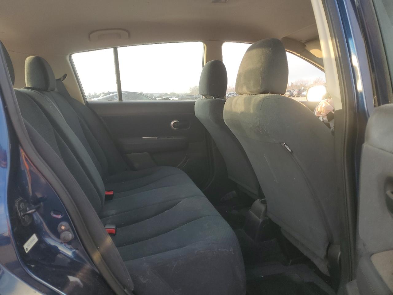 2012 Nissan Versa - Image 11