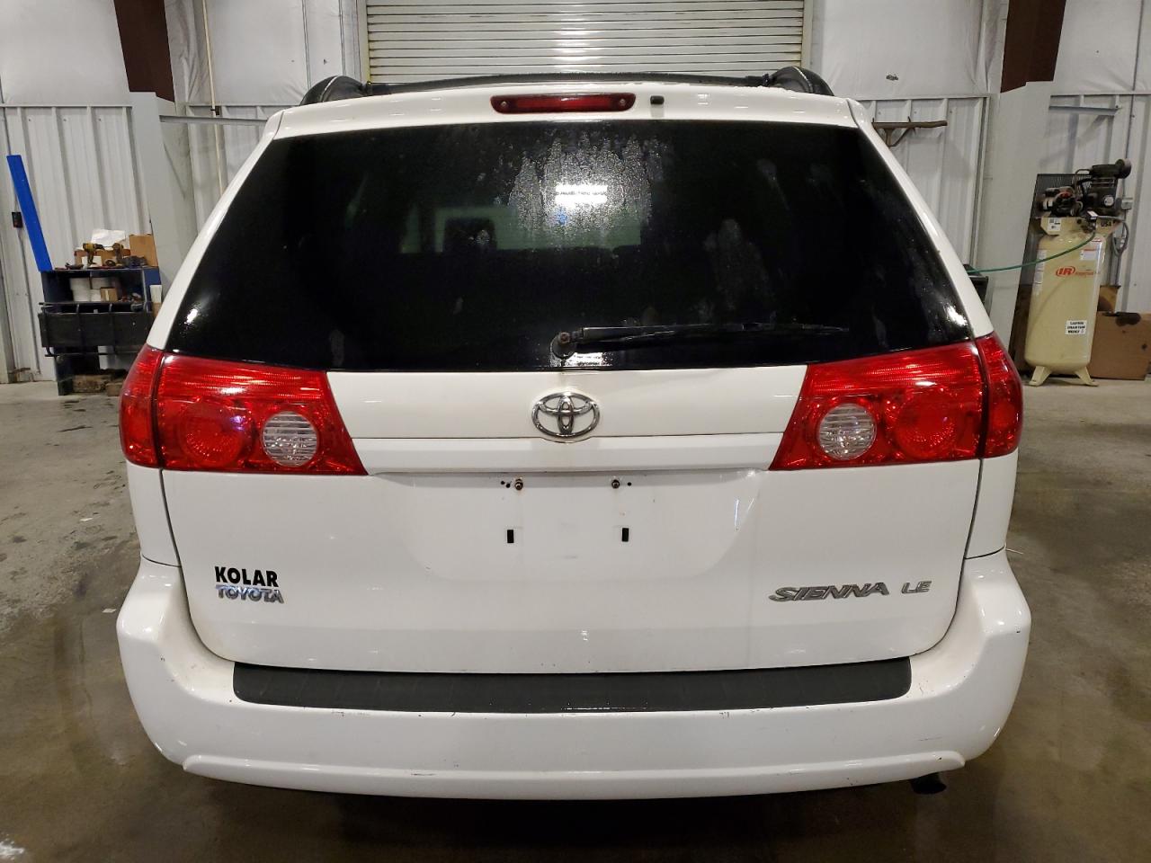 2006 Toyota Sienna - Image 6
