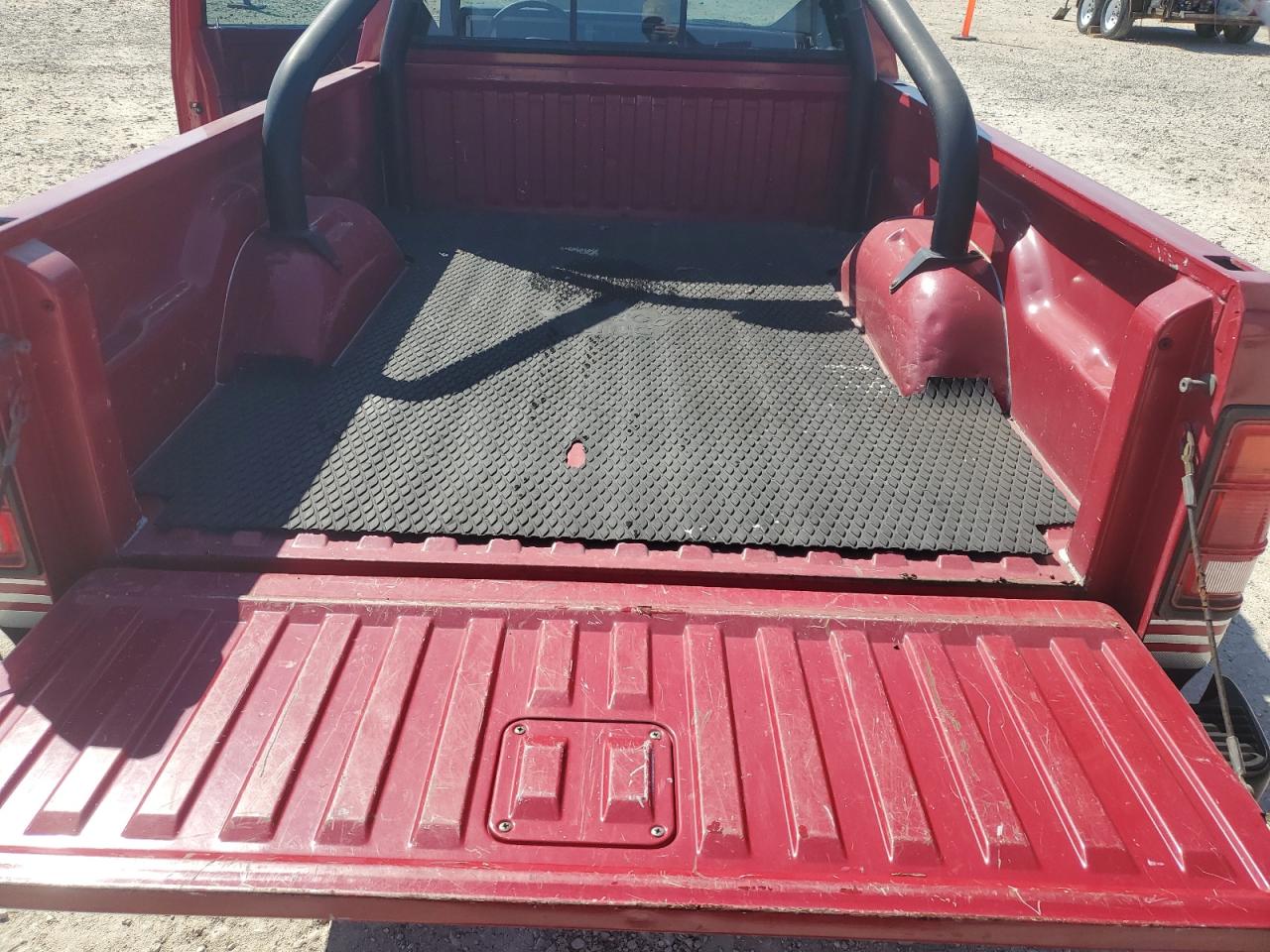 1989 Dodge Dakota - Image 10