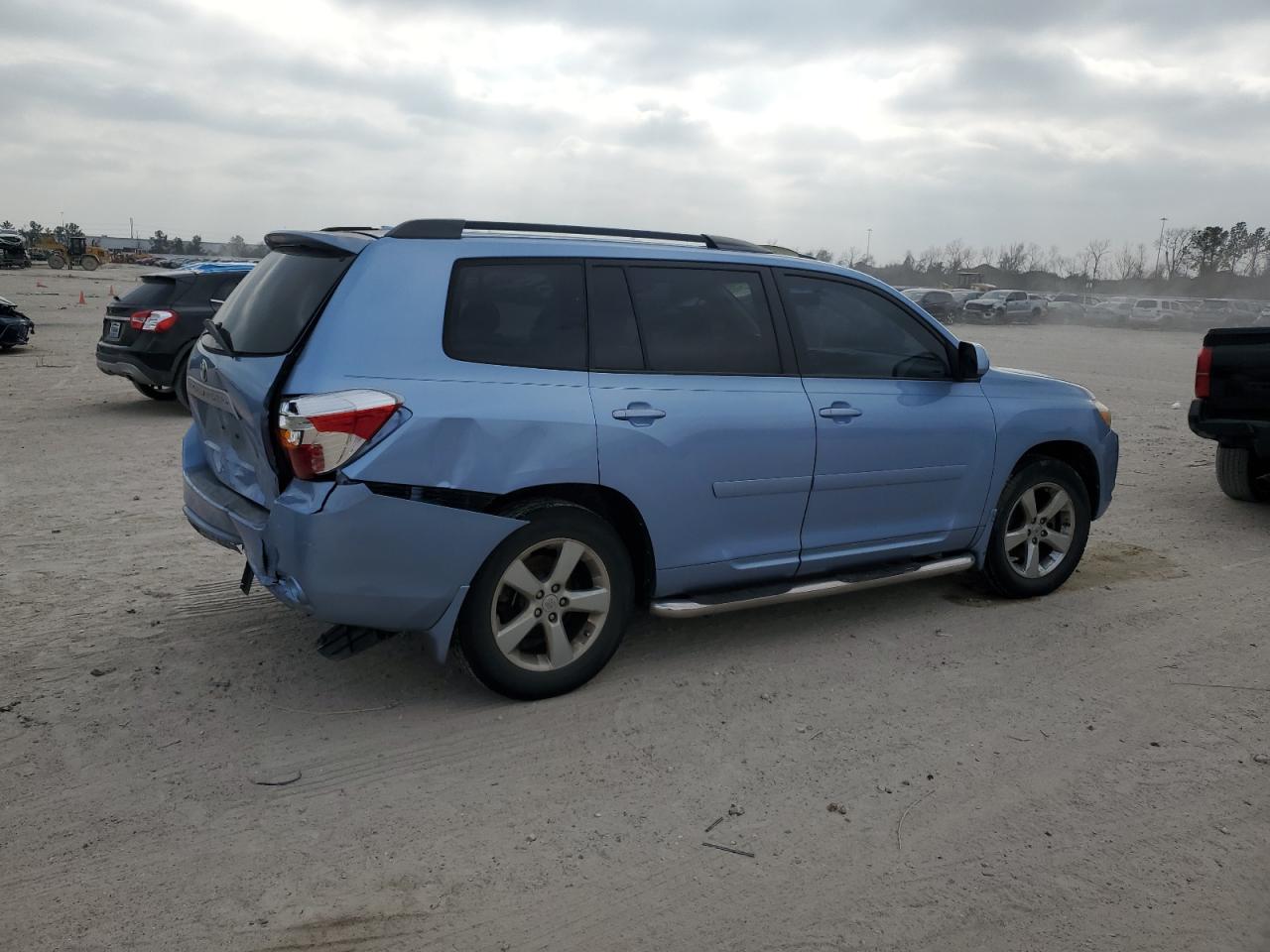 2010 Toyota Highlander - Image 3