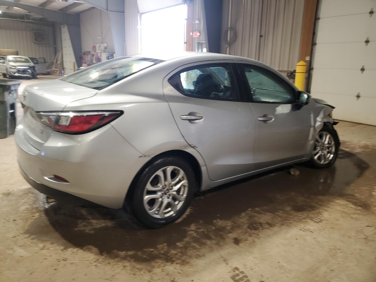 2018 Toyota Yaris - Image 3