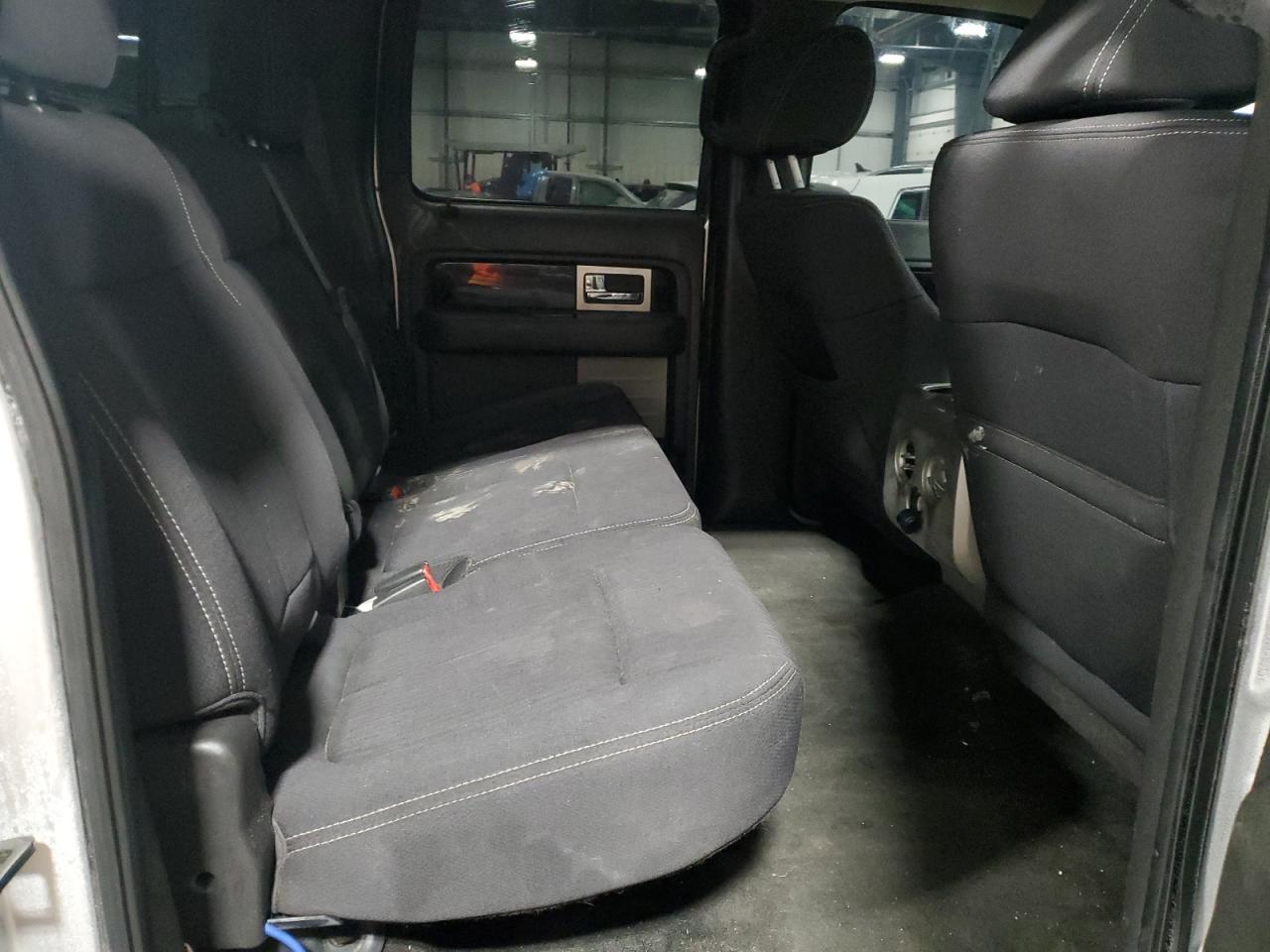 2010 Ford F-150 - Image 10