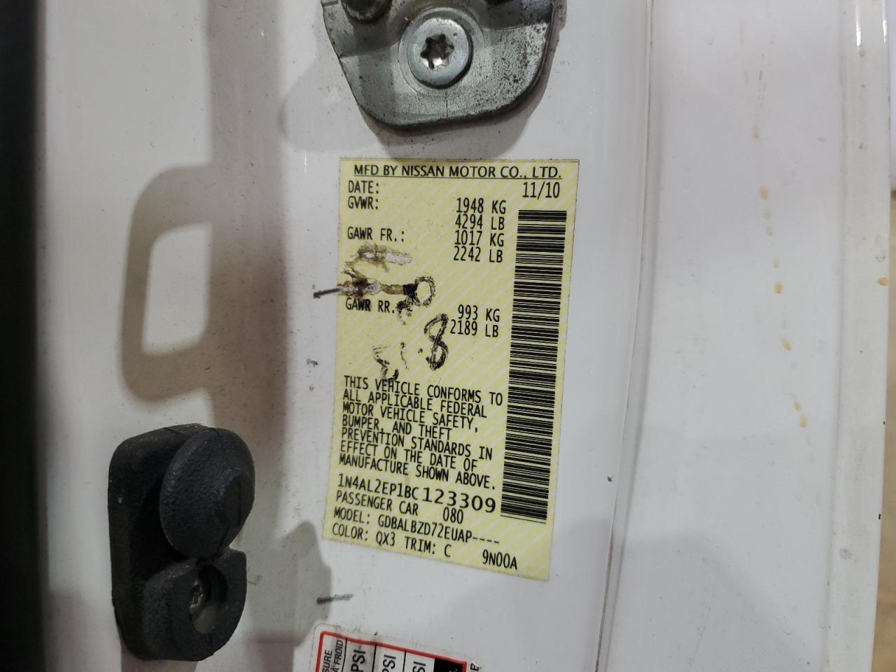 2011 Nissan Altima - Image 12