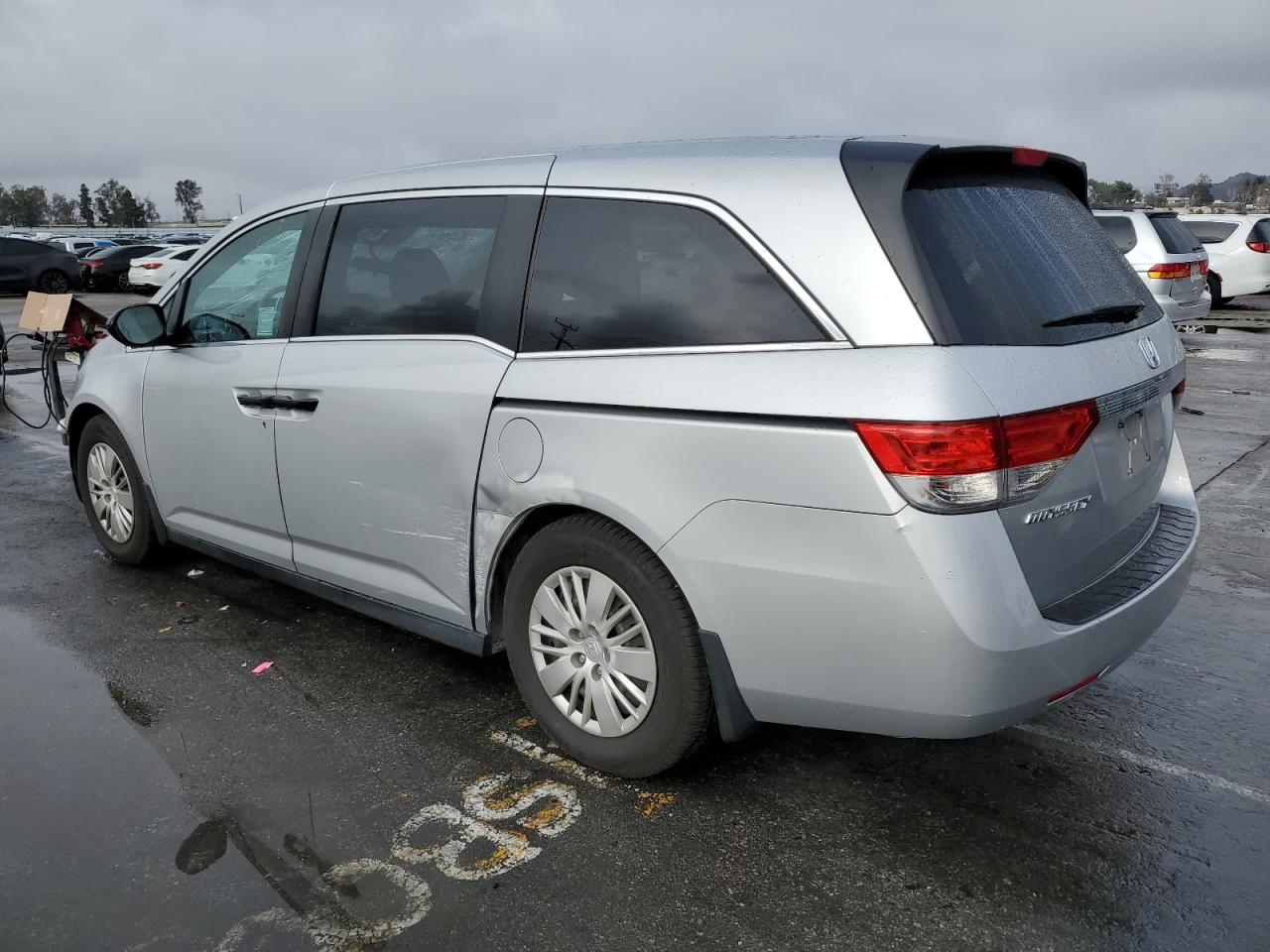 2014 Honda Odyssey - Image 2
