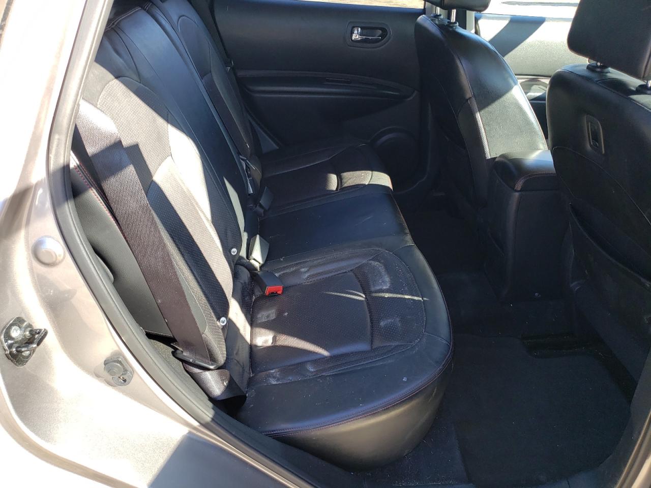 2013 Nissan Rogue - Image 10