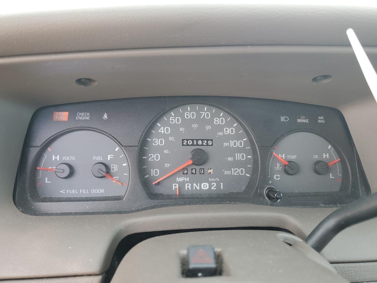 2003 Mercury Grand Marquis - Image 9