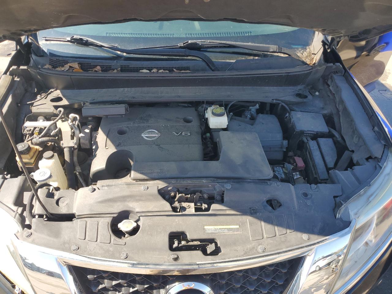 2013 Nissan Pathfinder - Image 11