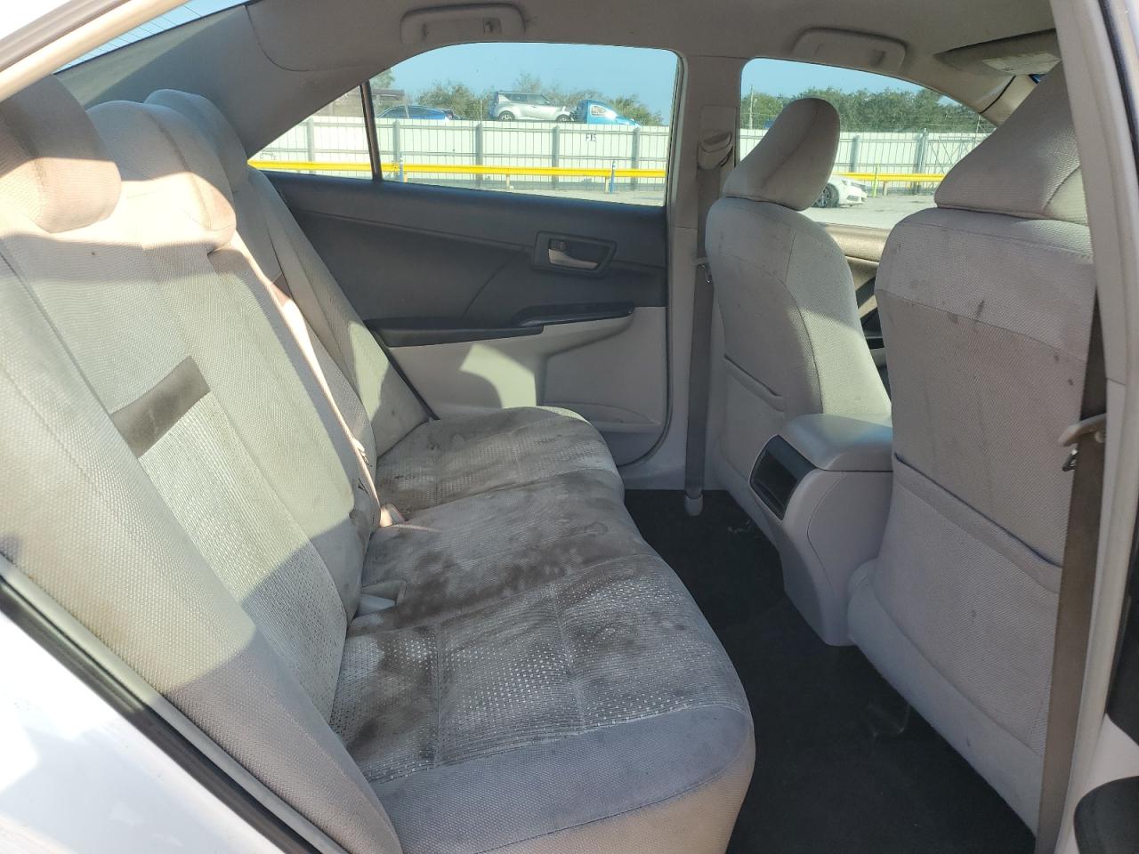2012 Toyota Camry - Image 10