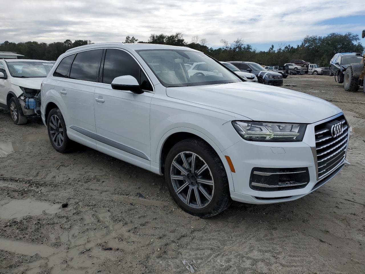 2017 Audi Q7 - Image 4