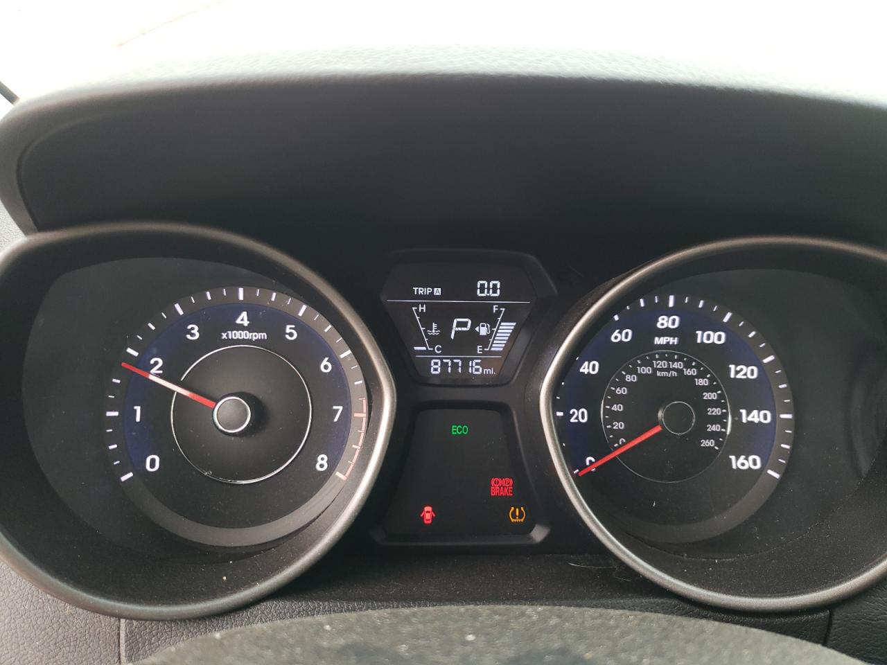2015 Hyundai Elantra - Image 9