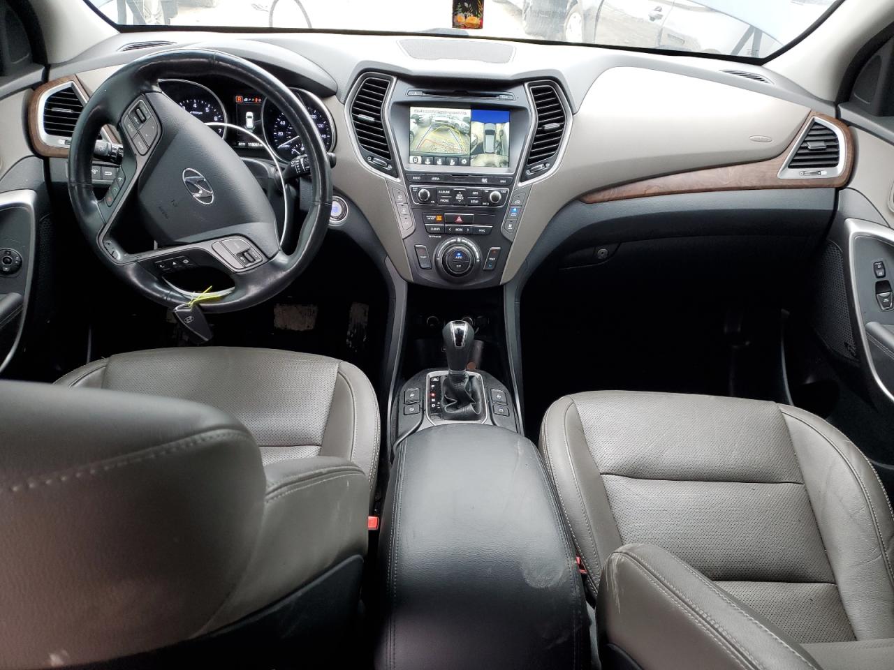 2018 Hyundai Santa Fe - Image 8