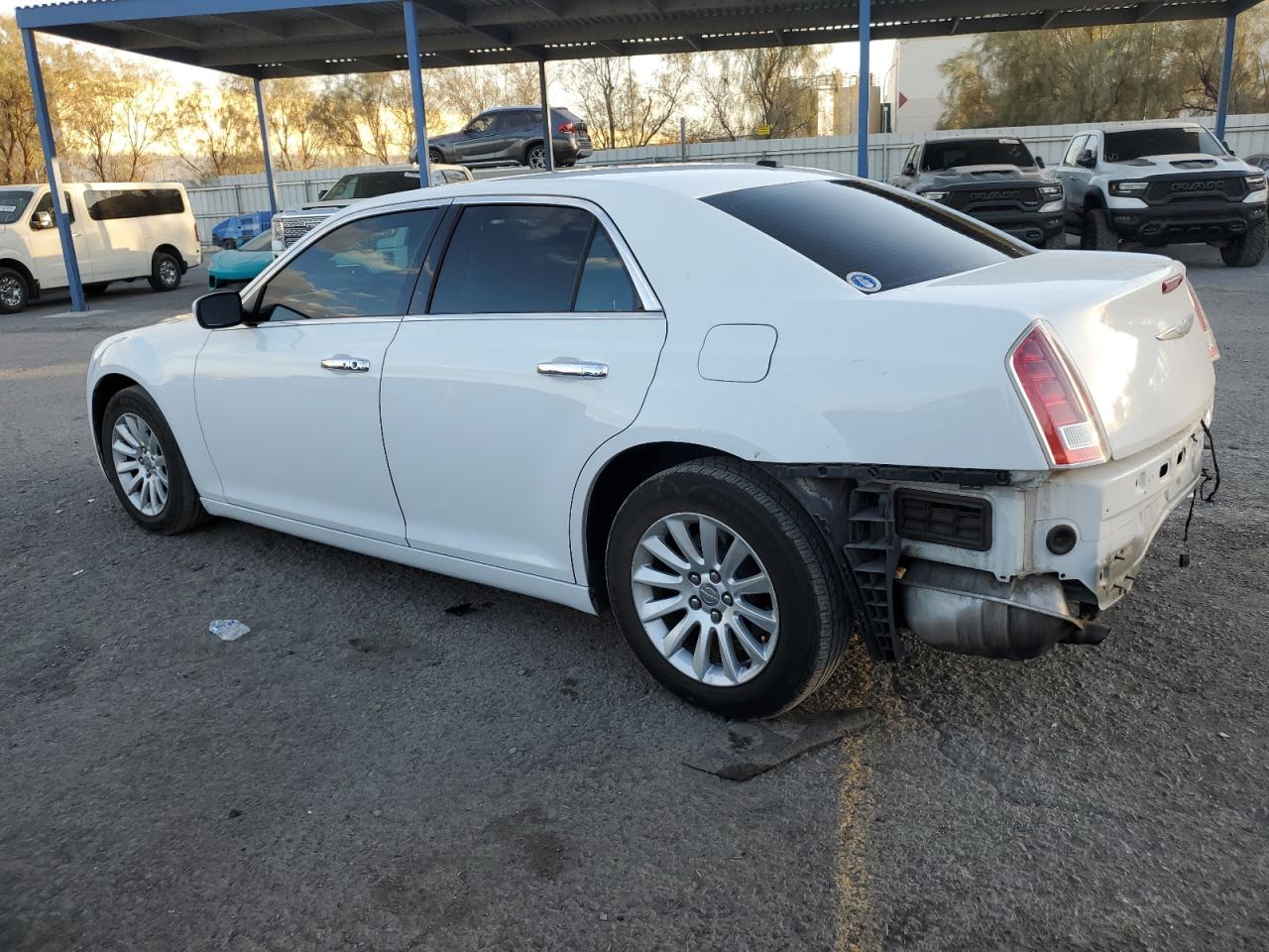 2014 Chrysler 300 - Image 2
