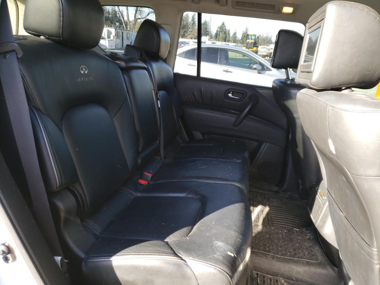 2011 Infiniti QX56 - Image 11