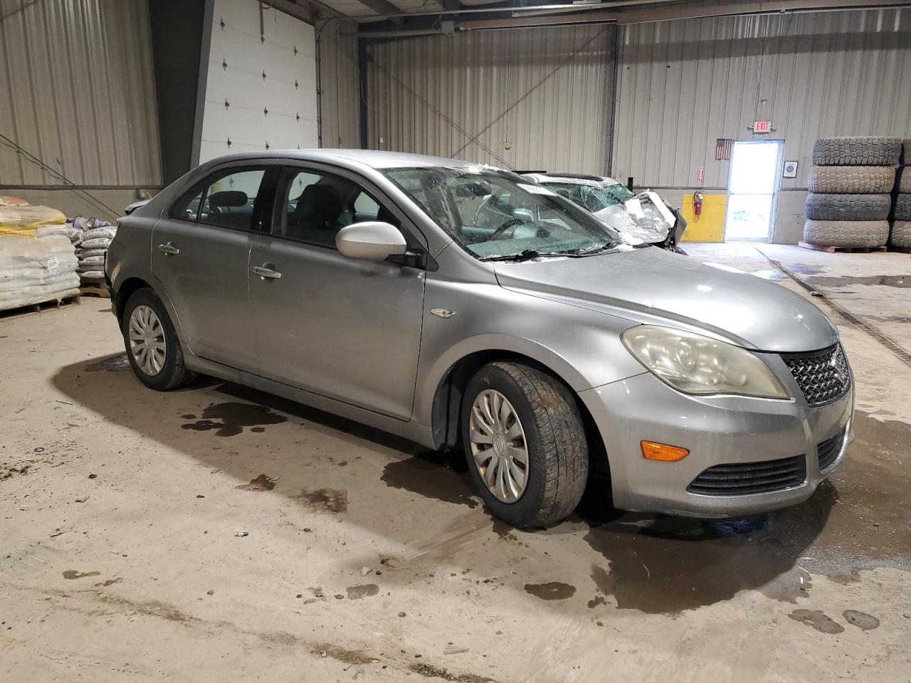 2011 Suzuki Kizashi - Image 4