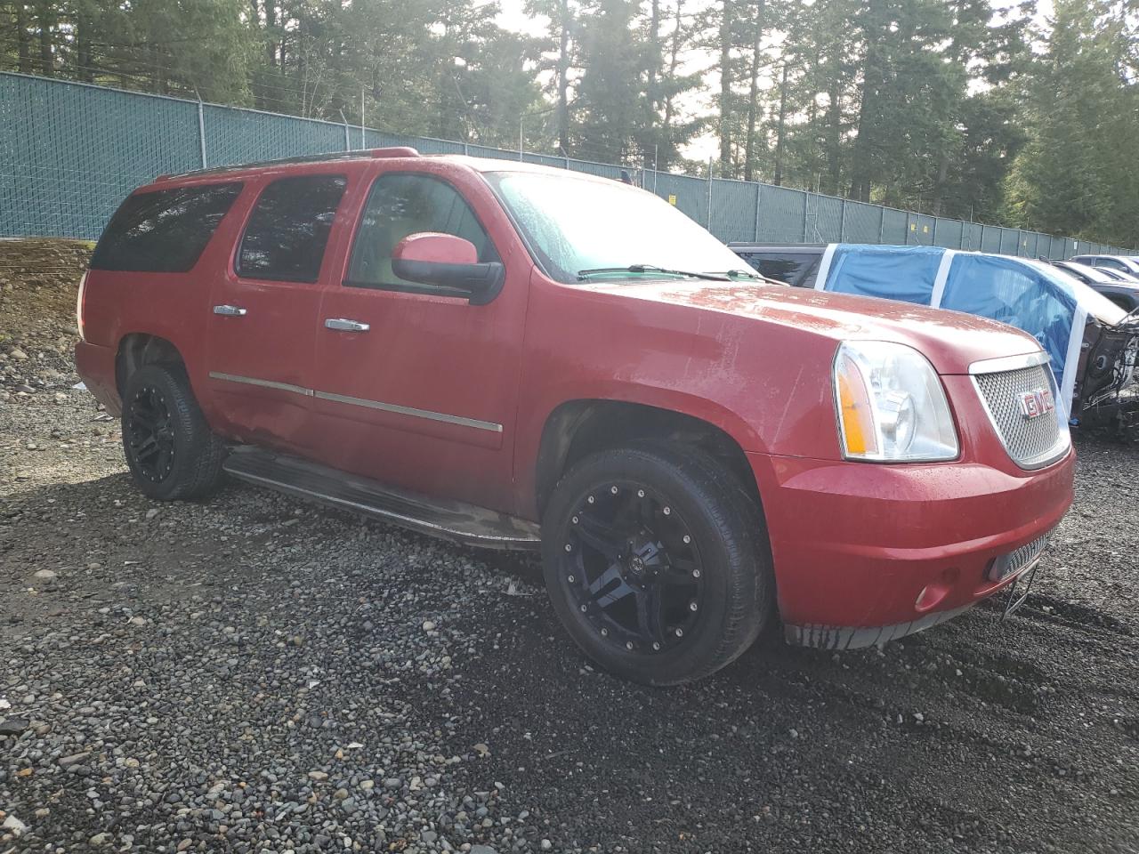 2012 GMC Yukon - Image 4