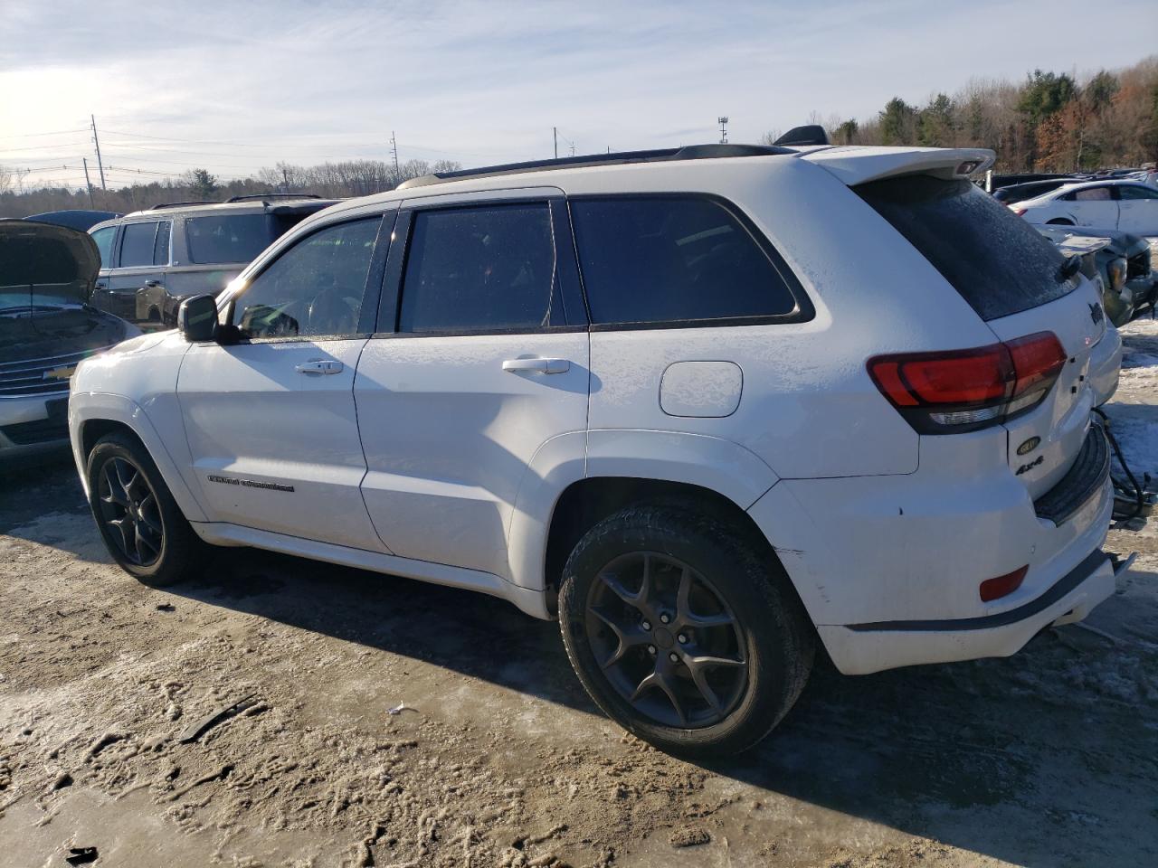 2020 Jeep Grand Cherokee - Image 2