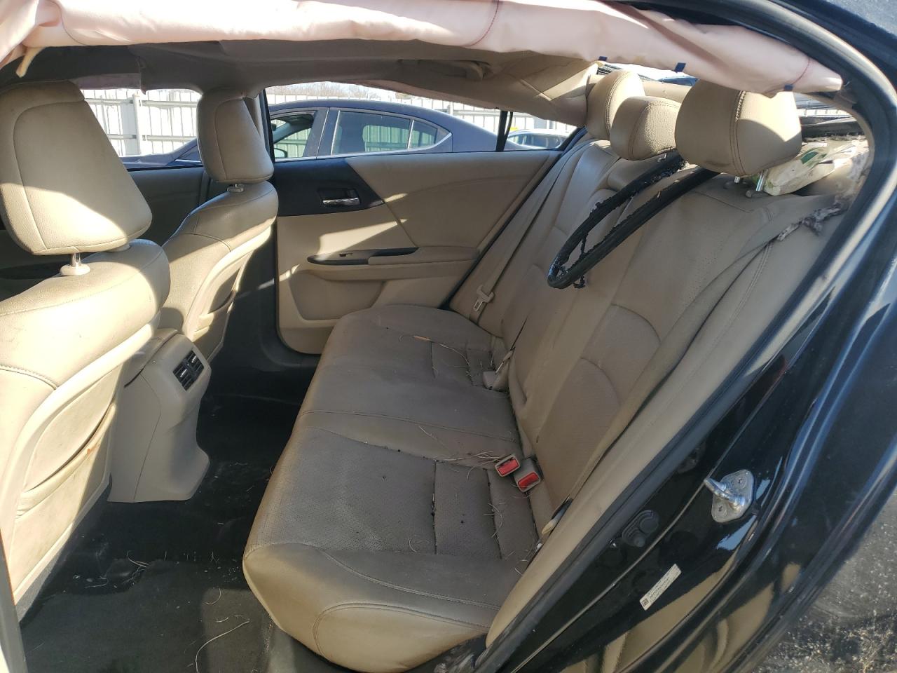 2013 Honda Accord - Image 11