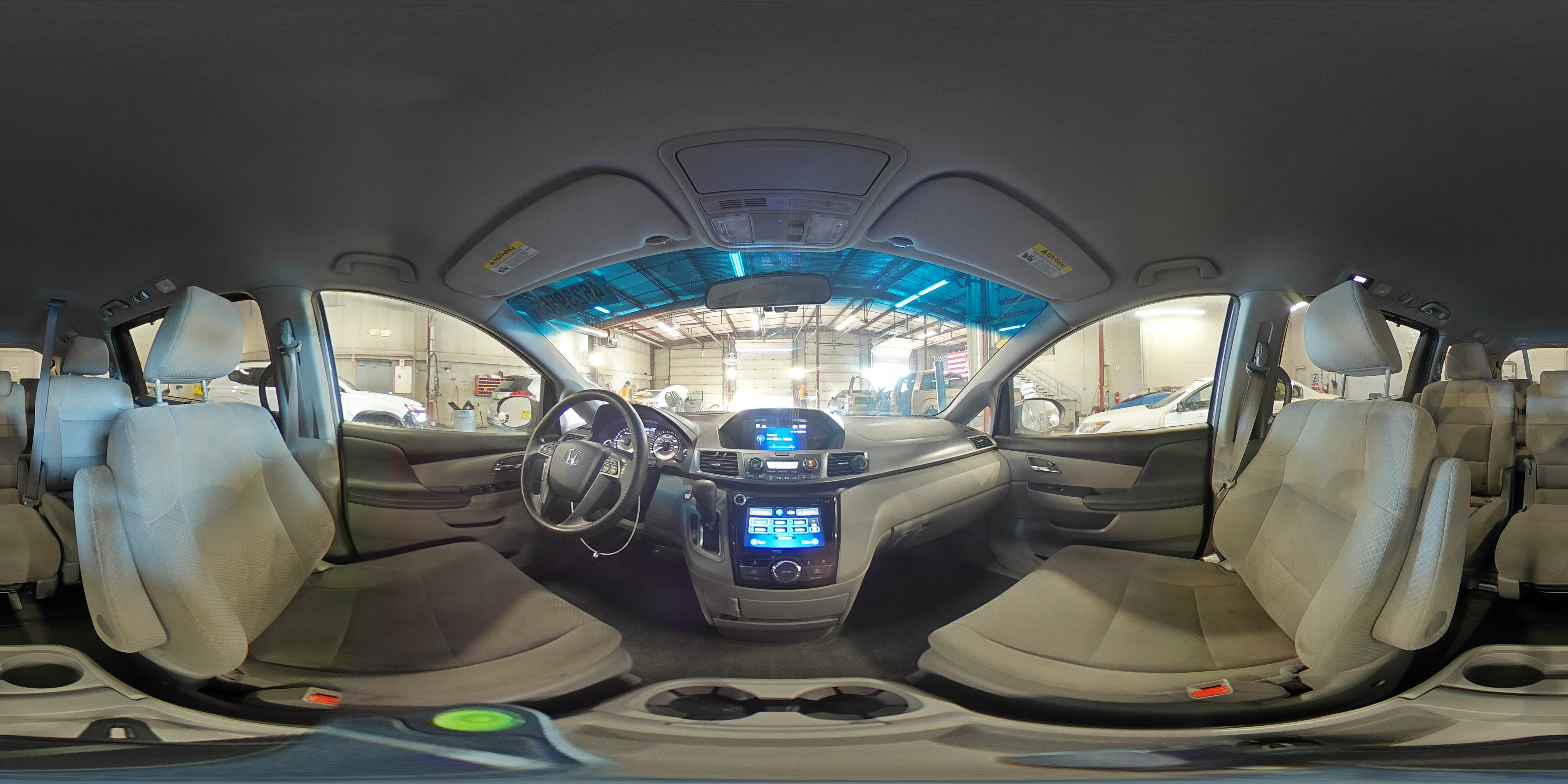 2014 Honda Odyssey - Image 15