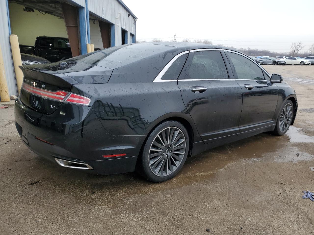 2016 Lincoln MKZ - Image 3