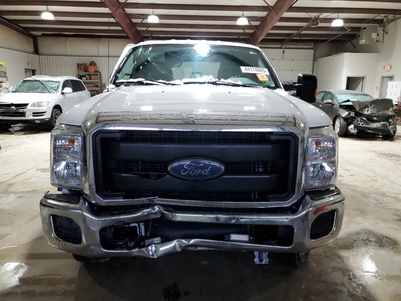 2016 Ford F250 - Image 5