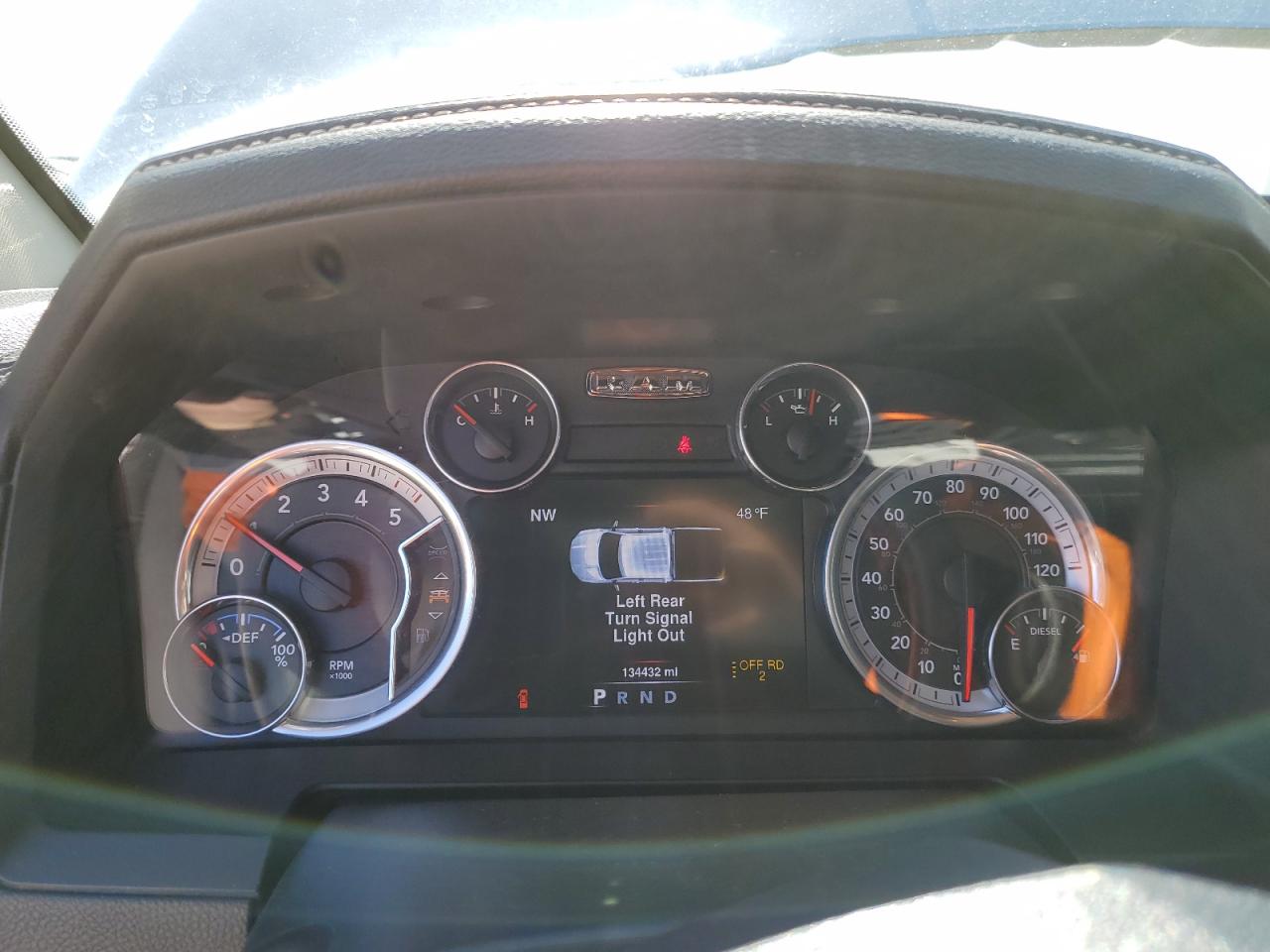 2016 RAM 1500 - Image 9