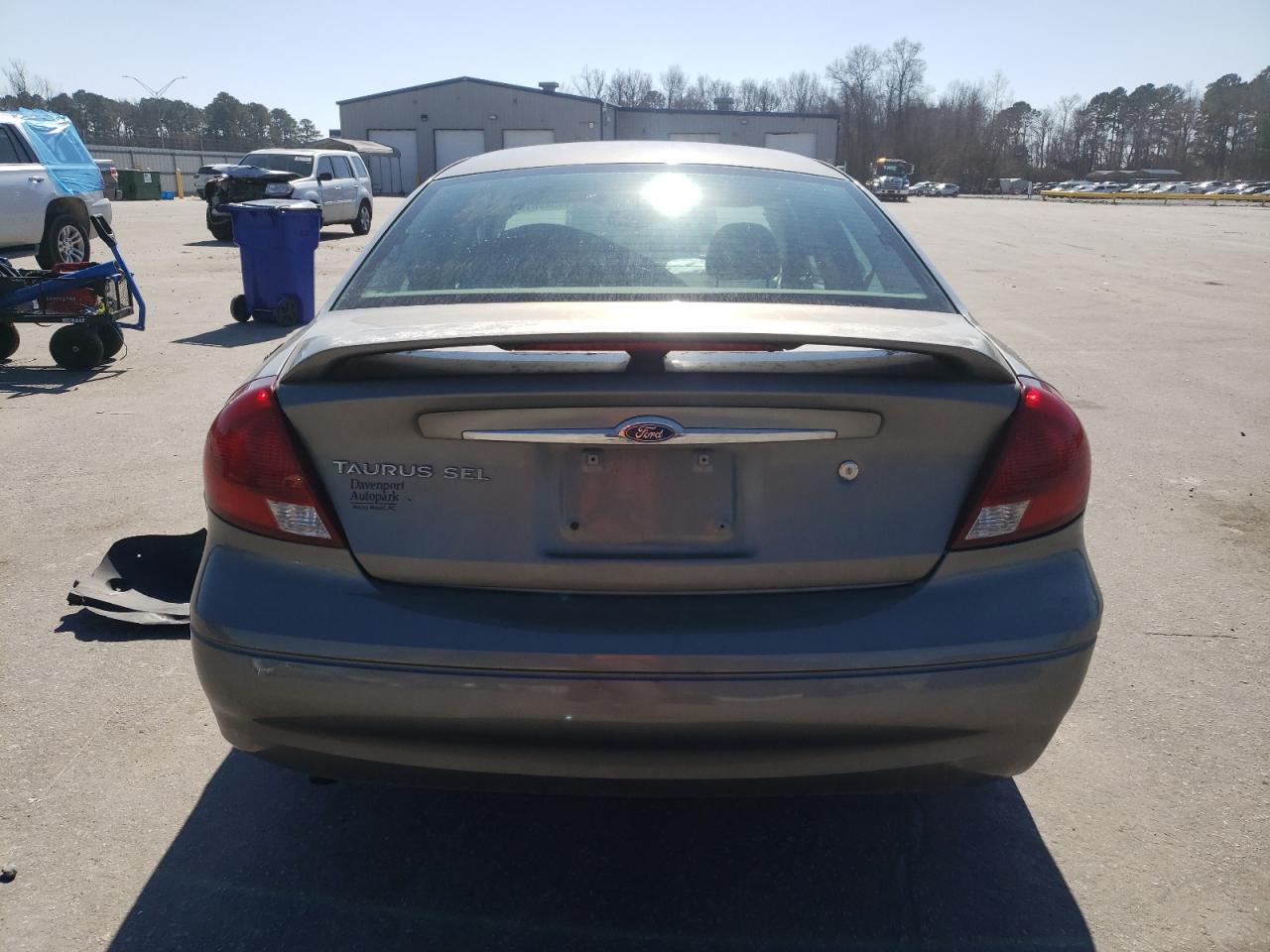 2003 Ford Taurus - Image 6