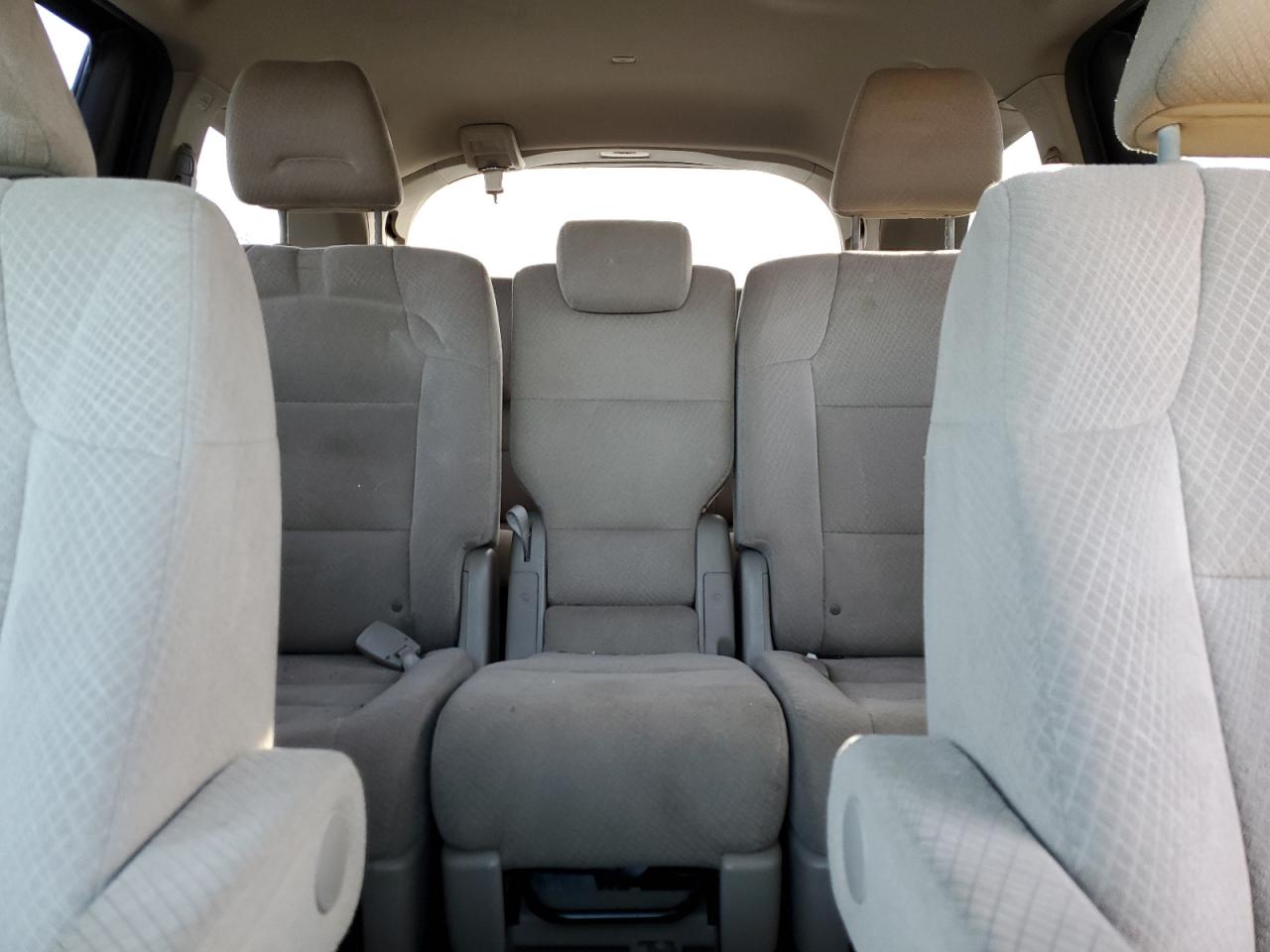 2016 Honda Odyssey - Image 10