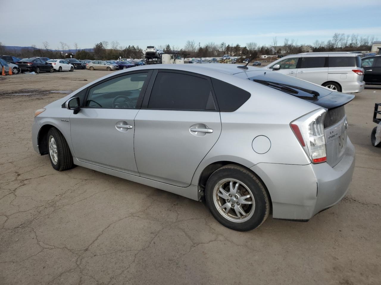 2010 Toyota Prius - Image 2