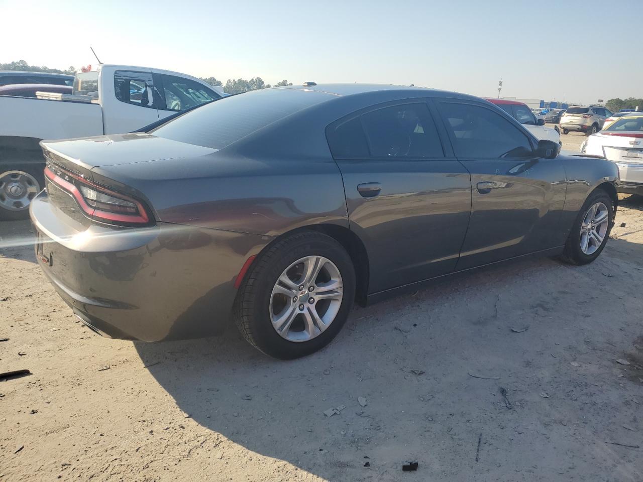 2019 Dodge Charger - Image 3