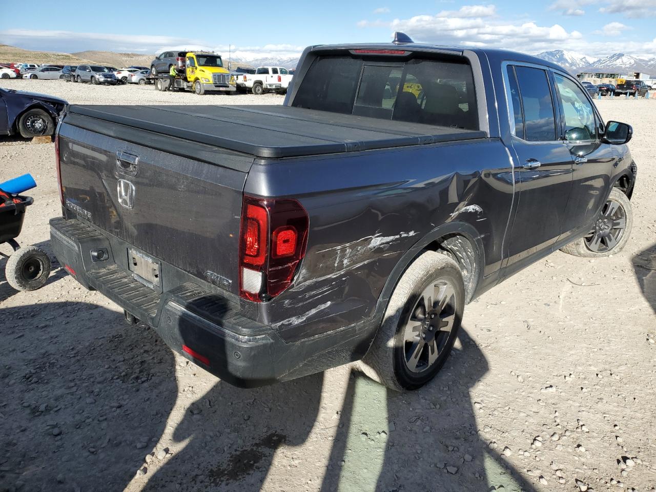 2019 Honda Ridgeline - Image 3