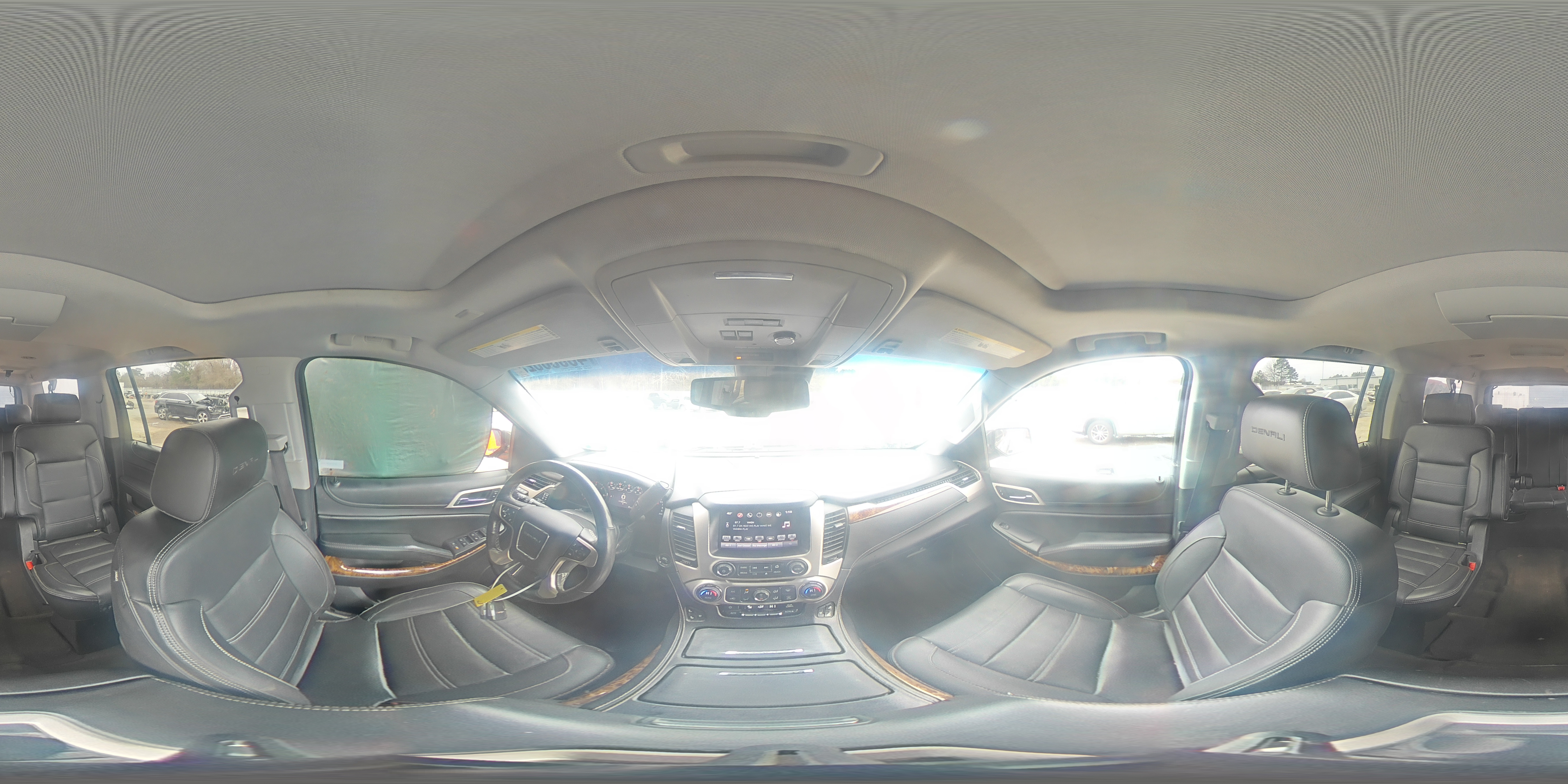 2016 GMC Yukon - Image 16