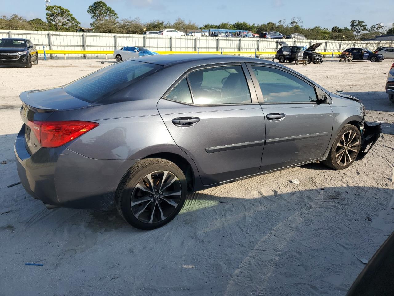 2017 Toyota Corolla - Image 3