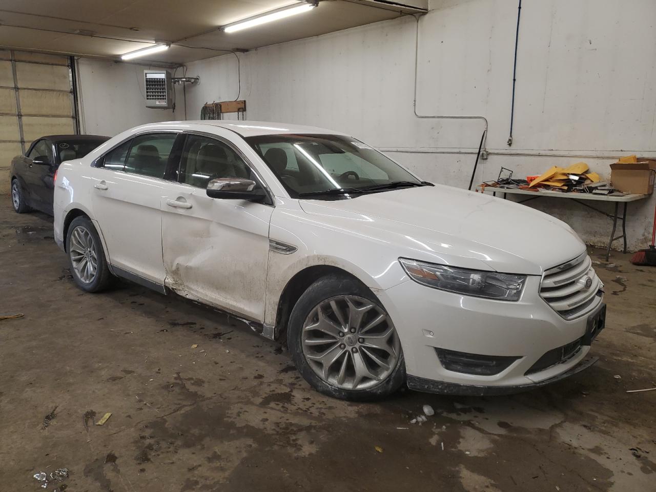 2013 Ford Taurus - Image 4