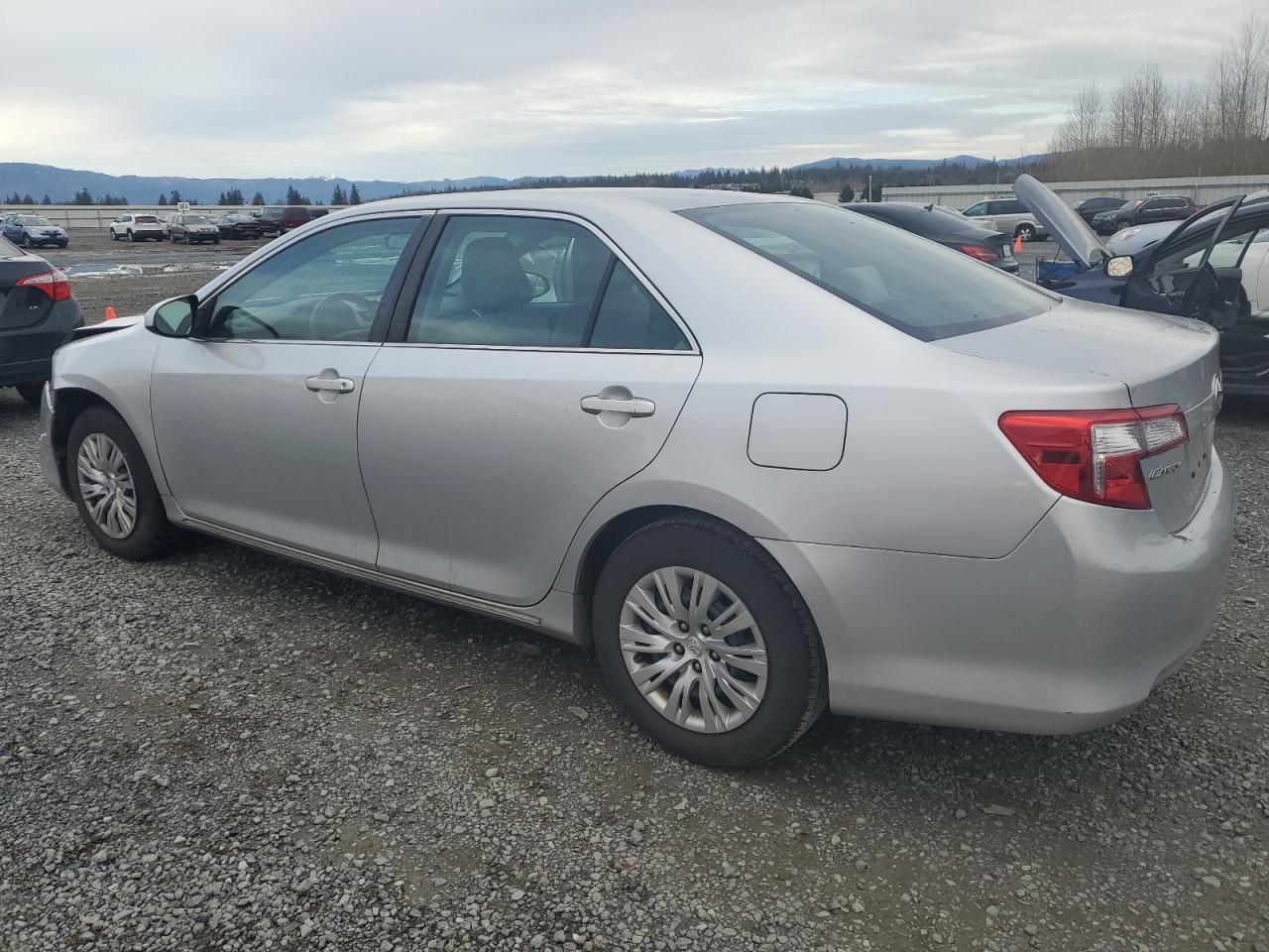 2014 Toyota Camry - Image 2