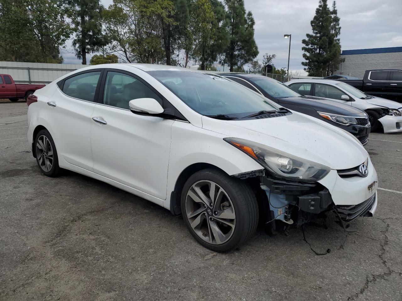 2014 Hyundai Elantra - Image 4